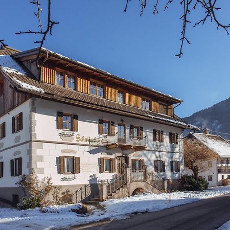 Schullerhof Hotel Хермагор Екстериор снимка