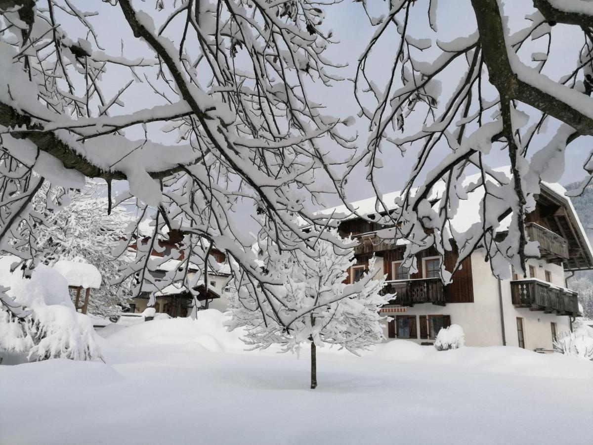 Schullerhof Hotel Хермагор Екстериор снимка