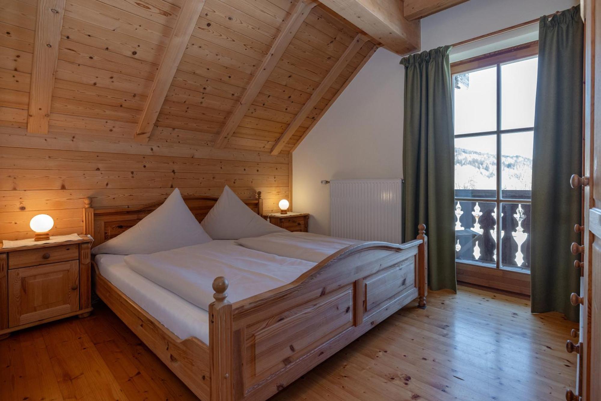 Schullerhof Hotel Хермагор Екстериор снимка