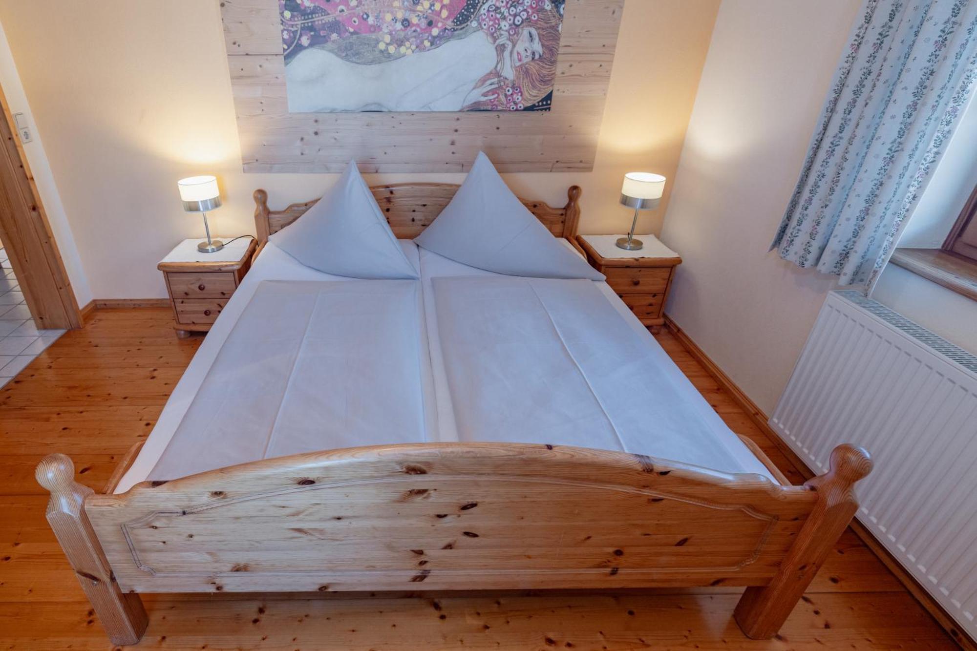 Schullerhof Hotel Хермагор Екстериор снимка