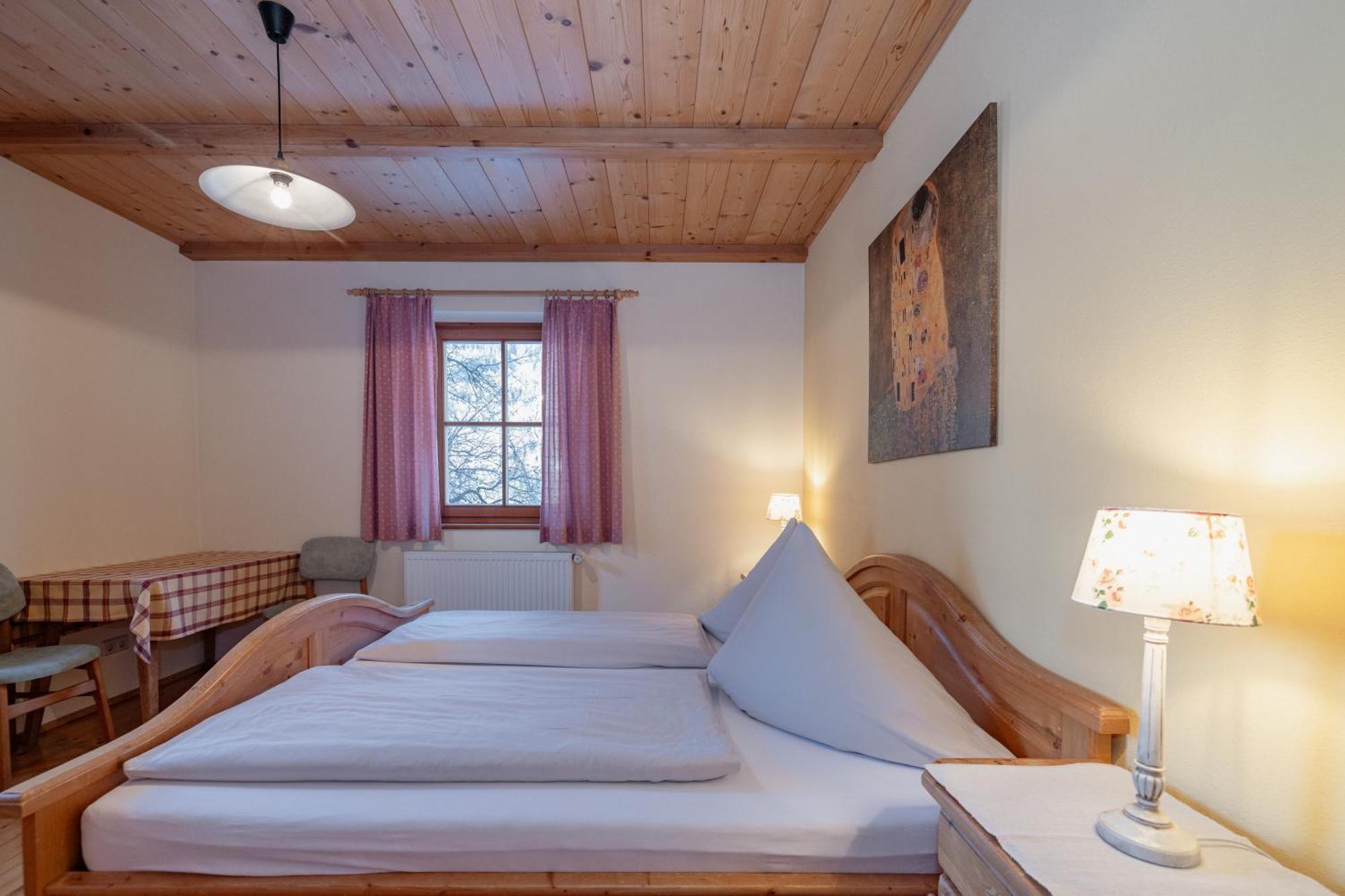 Schullerhof Hotel Хермагор Екстериор снимка