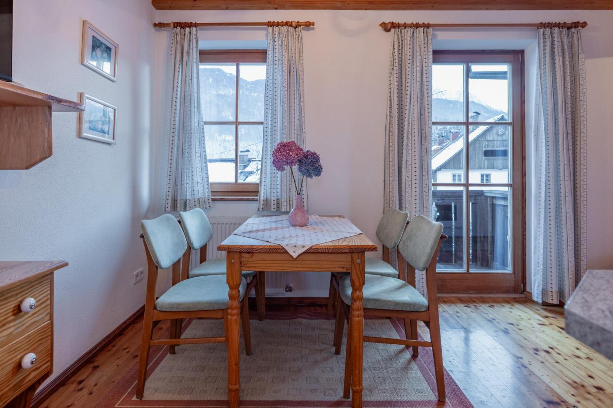 Schullerhof Hotel Хермагор Екстериор снимка