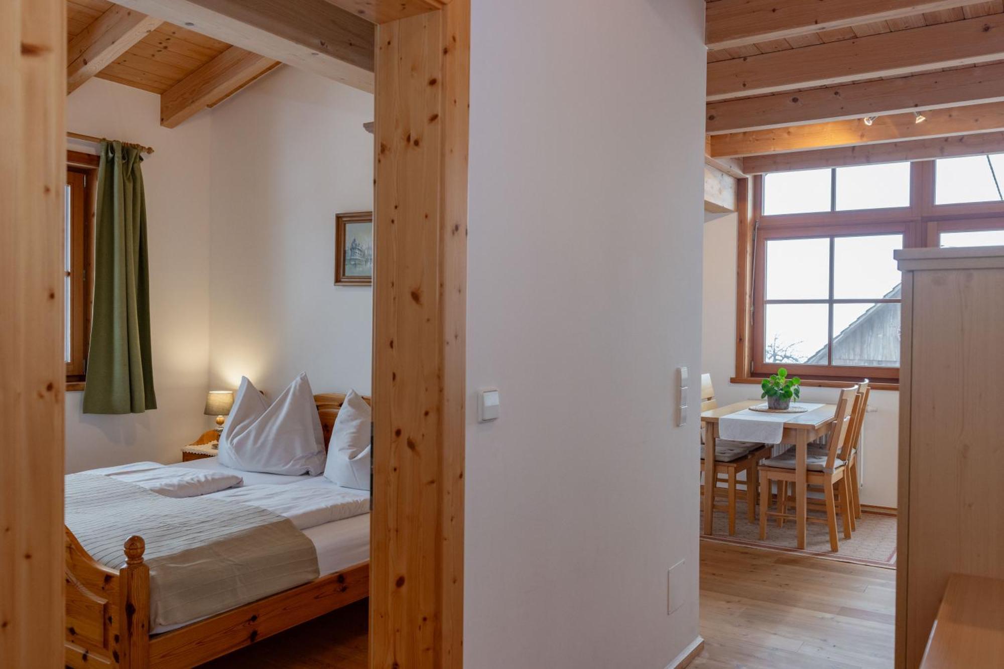 Schullerhof Hotel Хермагор Екстериор снимка