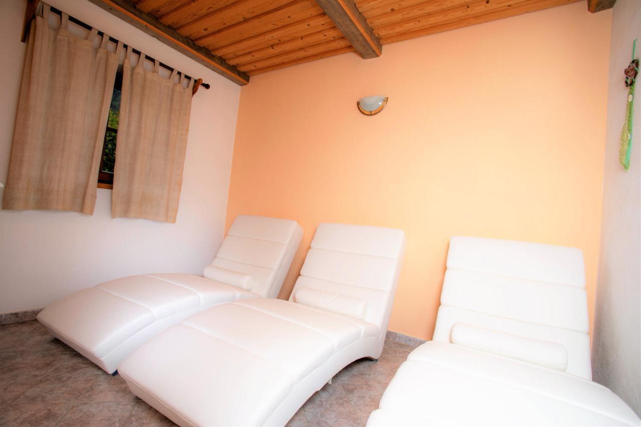 Schullerhof Hotel Хермагор Екстериор снимка